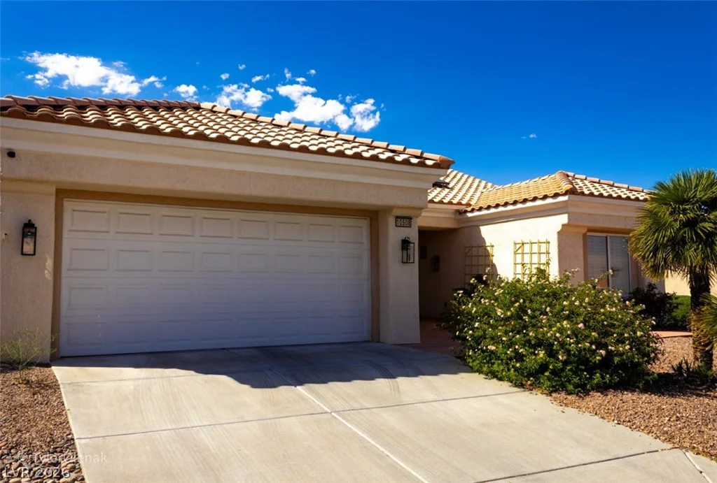 10508 Mission Lakes, Las Vegas, NV 89134