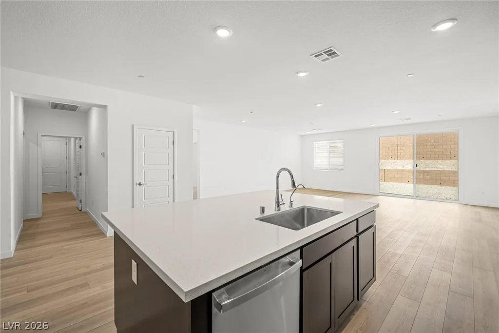 10916 Lewis Pointe, Las Vegas, NV 89166
