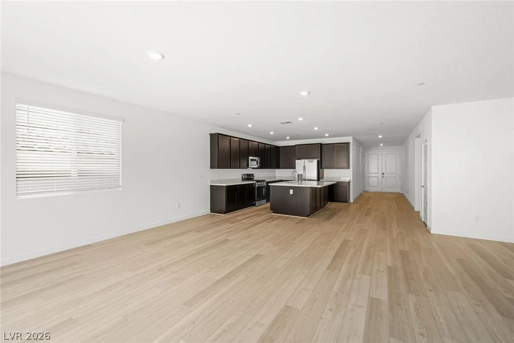 10916 Lewis Pointe, Las Vegas, NV 89166