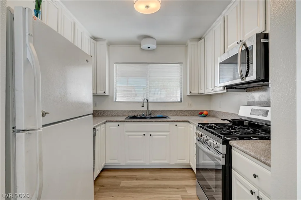 6732 Accent, Las Vegas, NV 89108