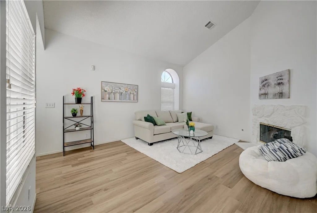 6732 Accent, Las Vegas, NV 89108