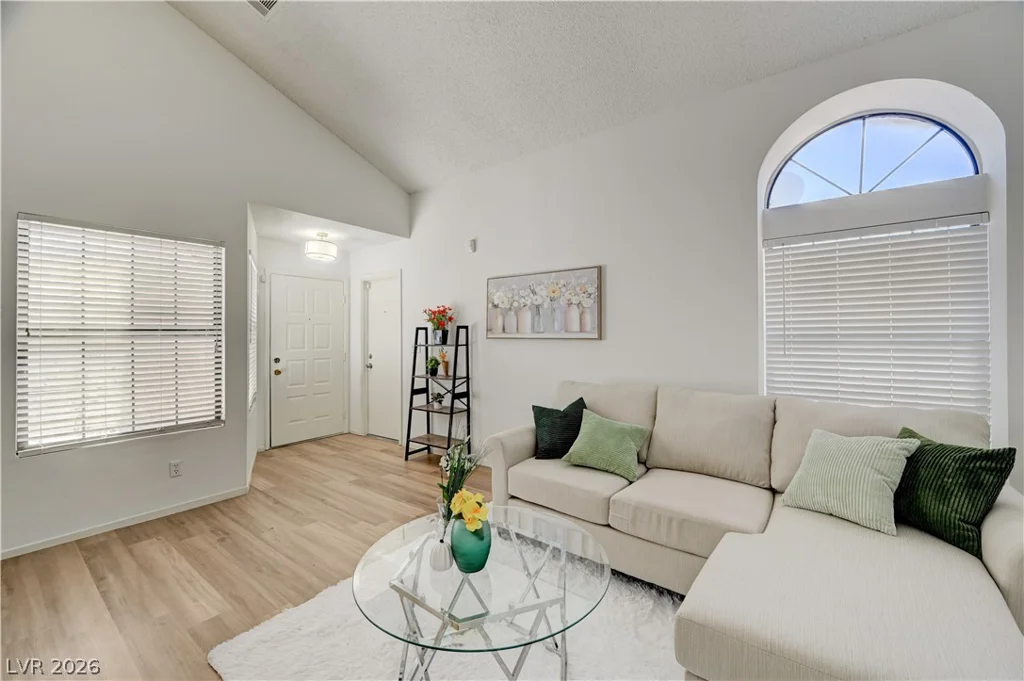 6732 Accent, Las Vegas, NV 89108