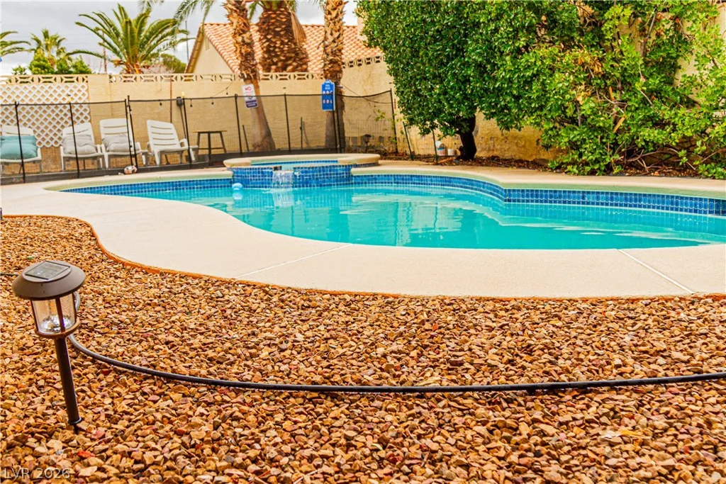 5655 Katie, Las Vegas, NV 89103