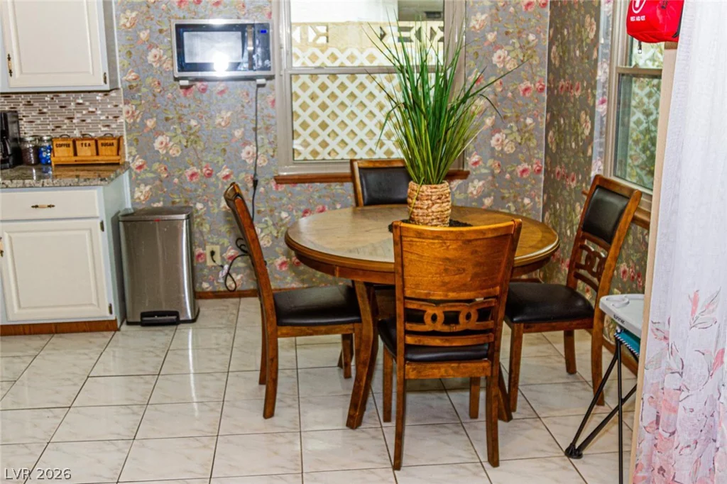 5655 Katie, Las Vegas, NV 89103