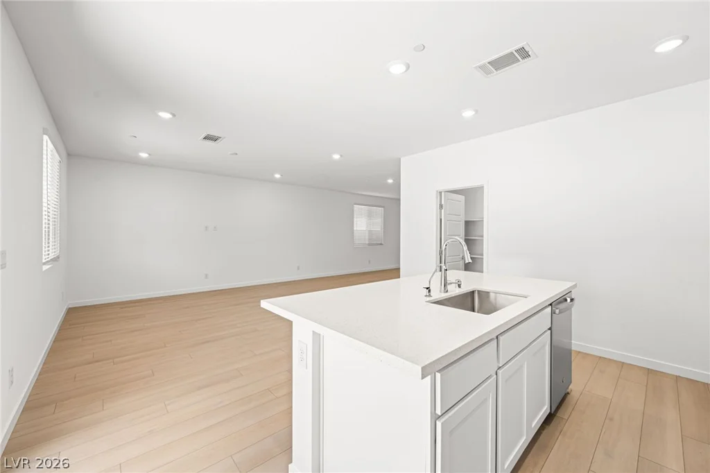 1505 Capri Cascades, Henderson, NV 89011