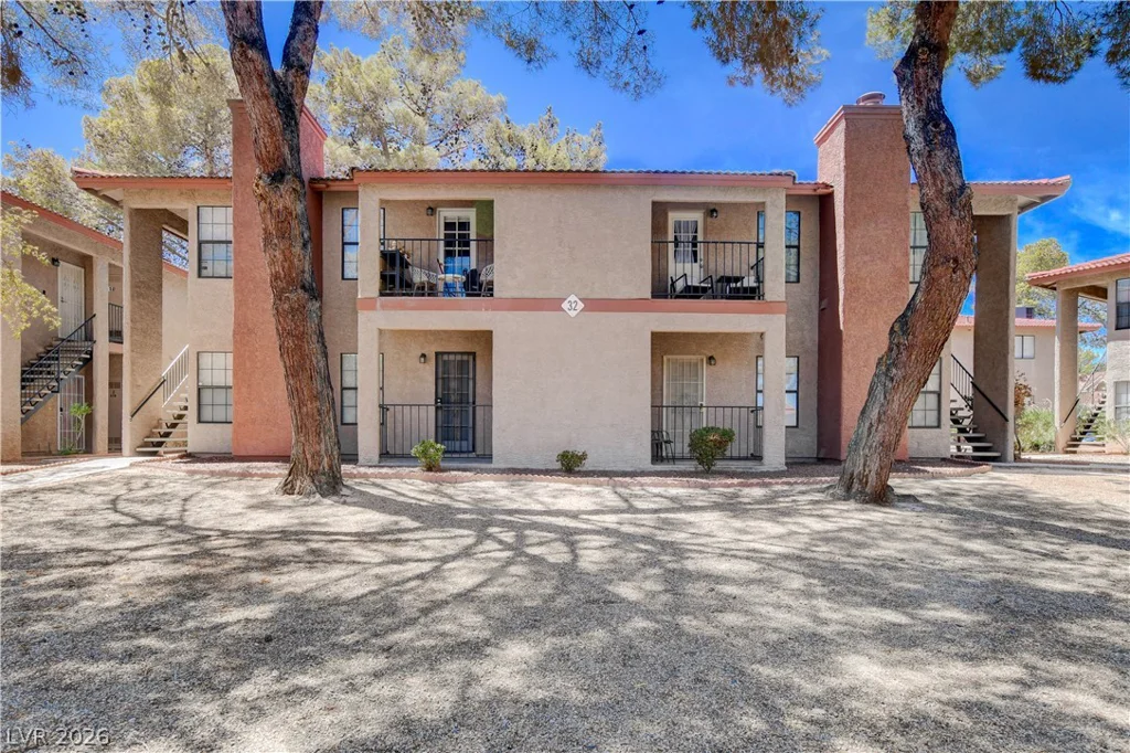 5576 Rochelle, Las Vegas, NV 89103