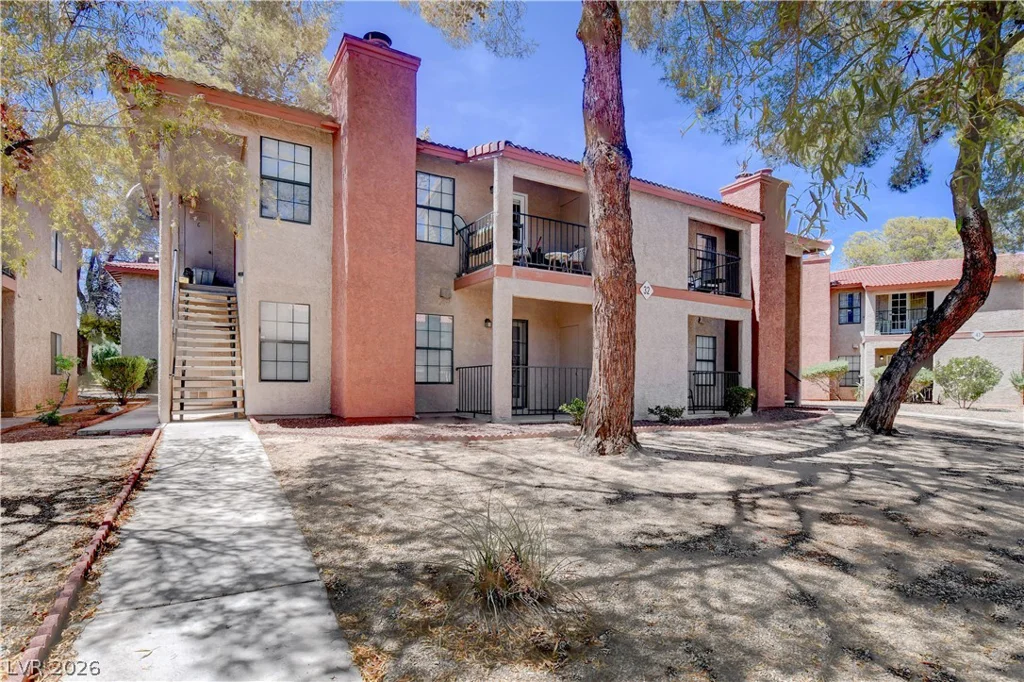 5576 Rochelle, Las Vegas, NV 89103