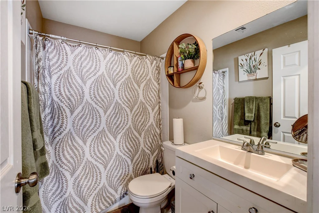 5576 Rochelle, Las Vegas, NV 89103