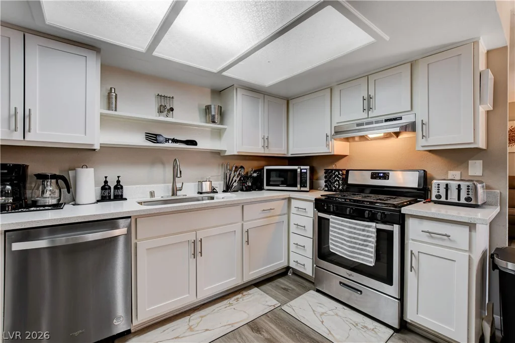 5576 Rochelle, Las Vegas, NV 89103