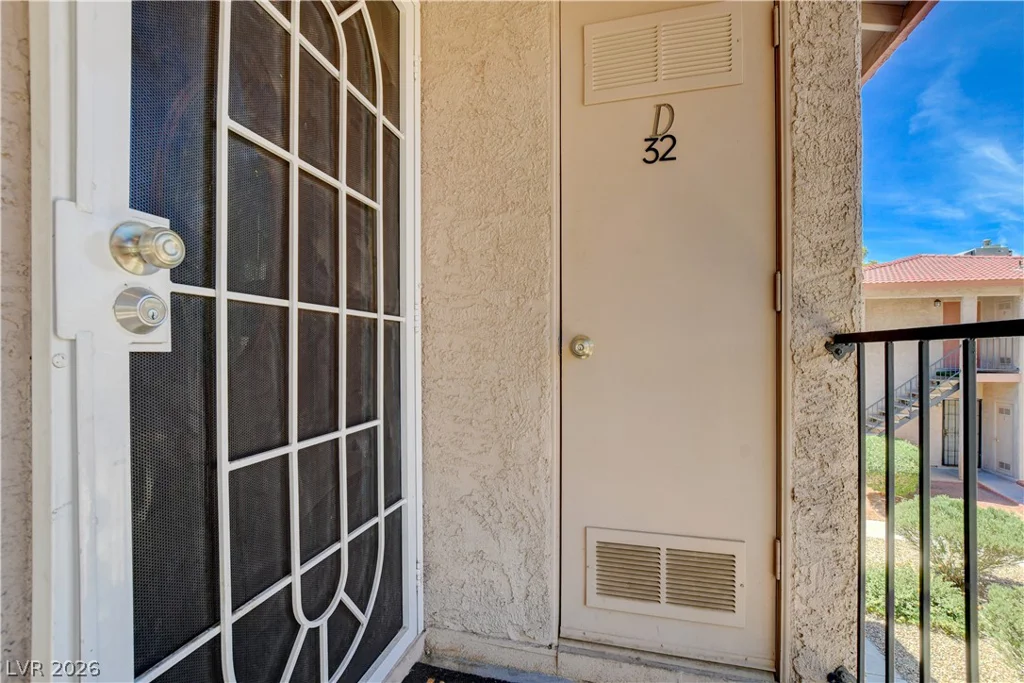 5576 Rochelle, Las Vegas, NV 89103