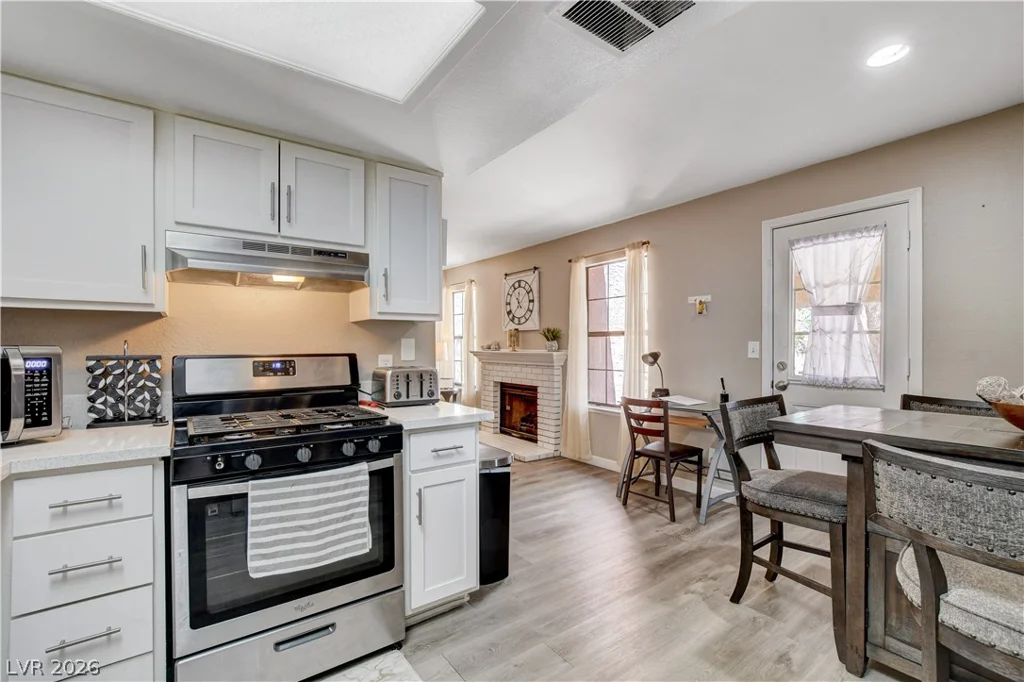 5576 Rochelle, Las Vegas, NV 89103