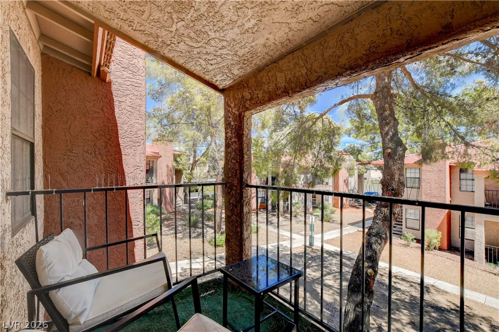 5576 Rochelle, Las Vegas, NV 89103