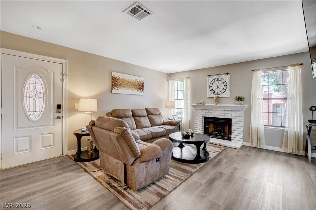 5576 Rochelle, Las Vegas, NV 89103