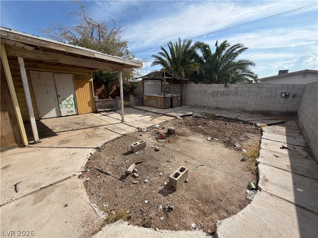 2319 La Puente, Las Vegas, NV 89115