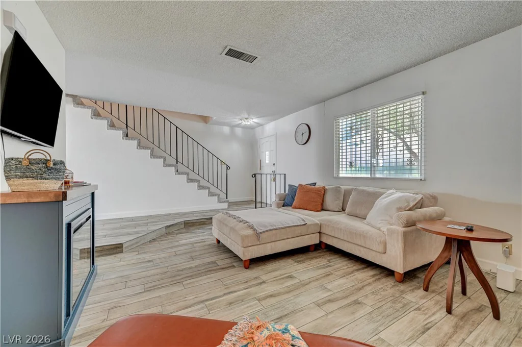 3447 Garden East, Las Vegas, NV 89121