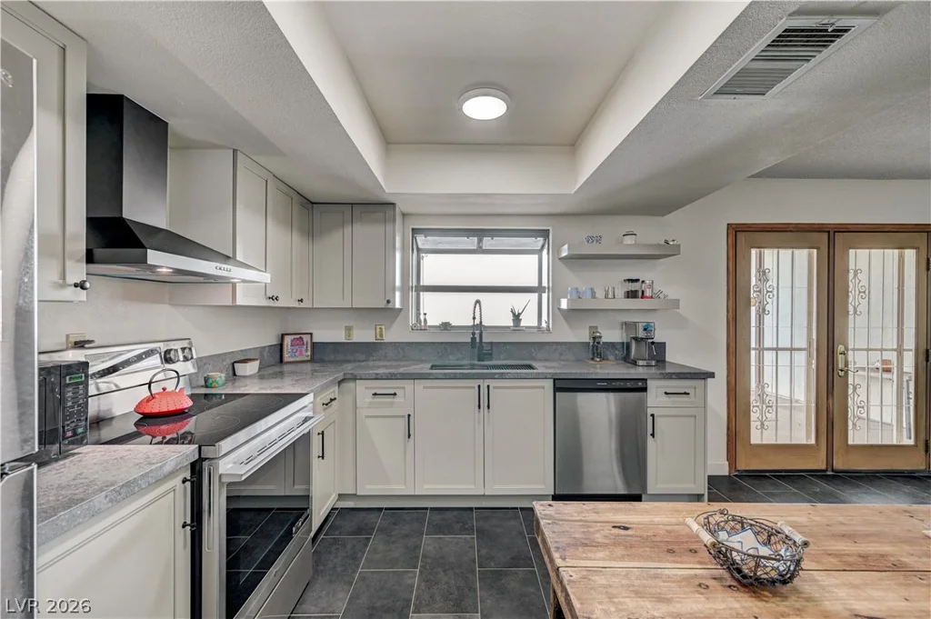 3447 Garden East, Las Vegas, NV 89121