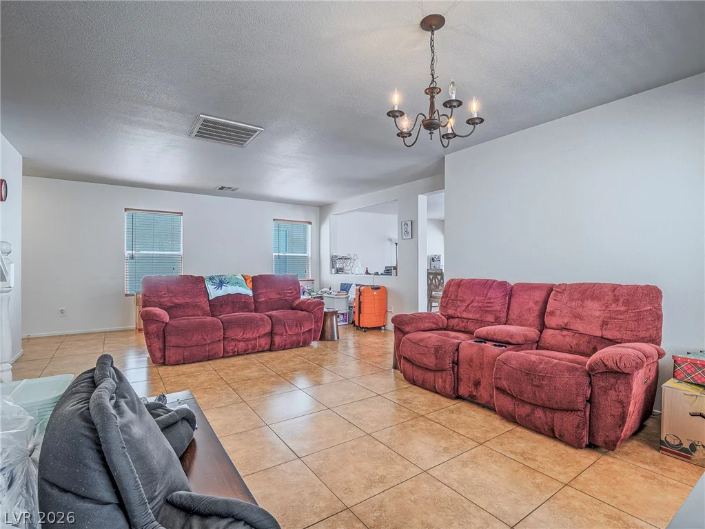 6581 Sunset Pines, Las Vegas, NV 89148
