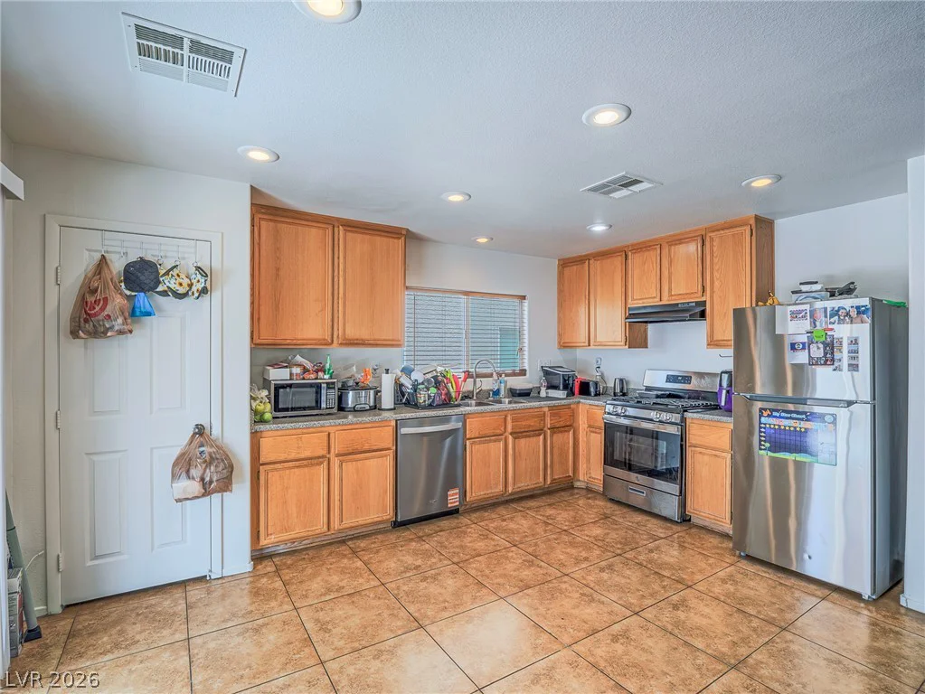 6581 Sunset Pines, Las Vegas, NV 89148