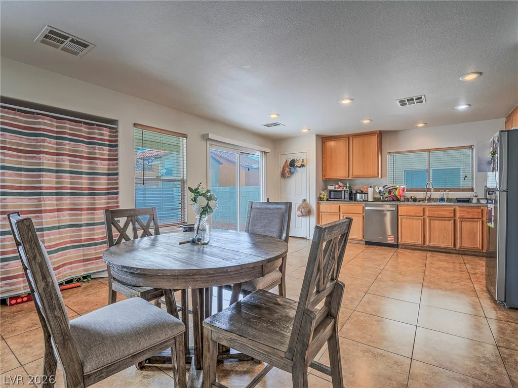 6581 Sunset Pines, Las Vegas, NV 89148