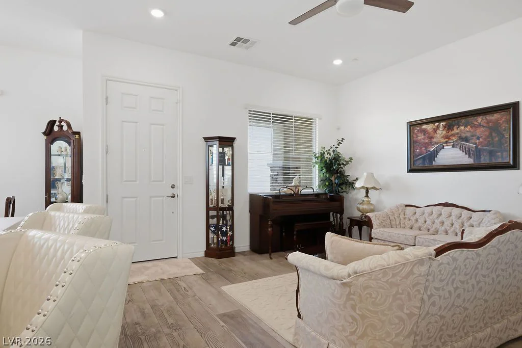 794 Charming Holly, Henderson, NV 89011
