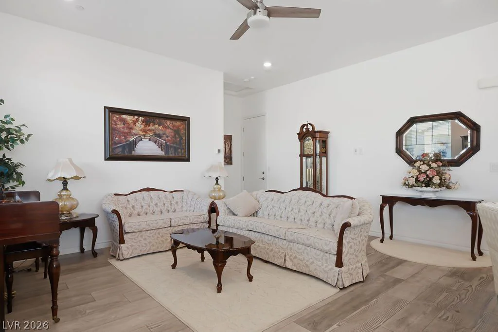 794 Charming Holly, Henderson, NV 89011