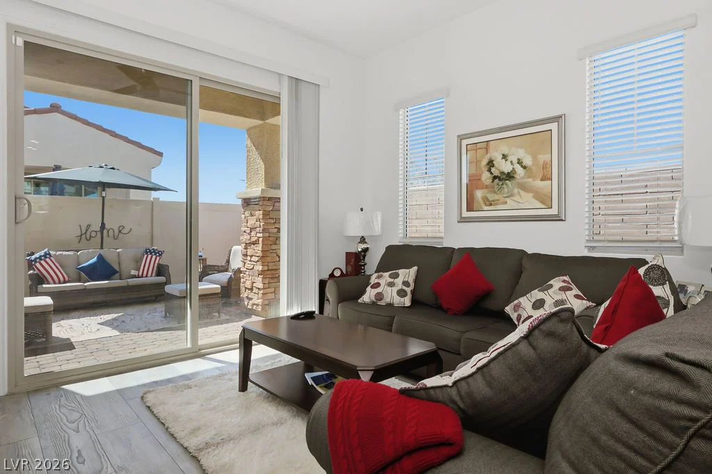 794 Charming Holly, Henderson, NV 89011