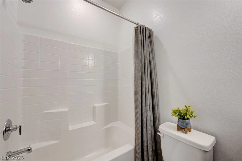6515 Taffrail, Las Vegas, NV 89118