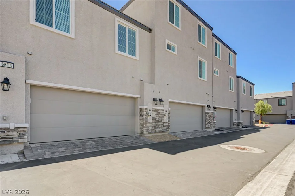 6515 Taffrail, Las Vegas, NV 89118