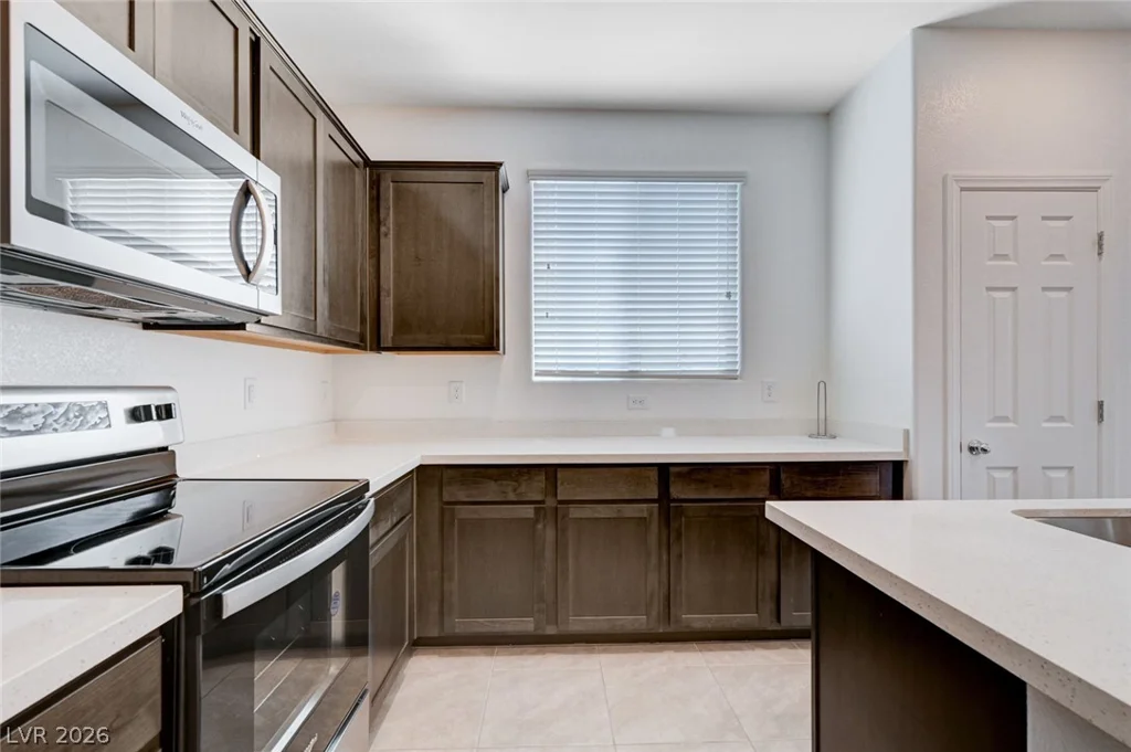 6515 Taffrail, Las Vegas, NV 89118