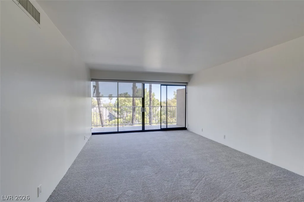 3111 Bel Air, Las Vegas, NV 89109