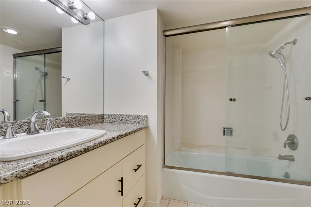 3111 Bel Air, Las Vegas, NV 89109