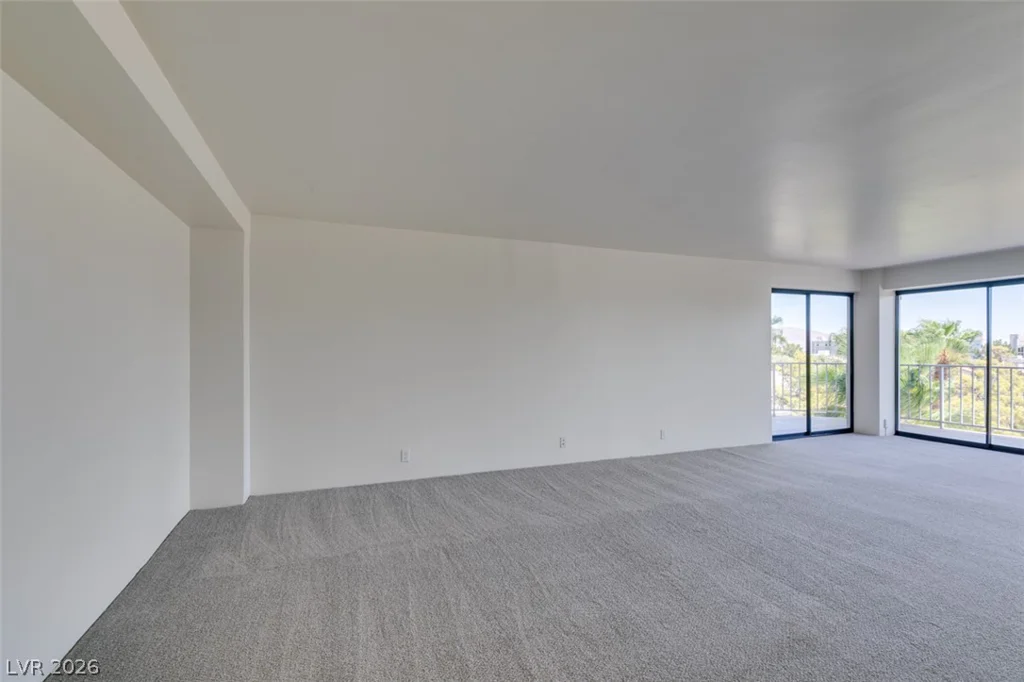 3111 Bel Air, Las Vegas, NV 89109