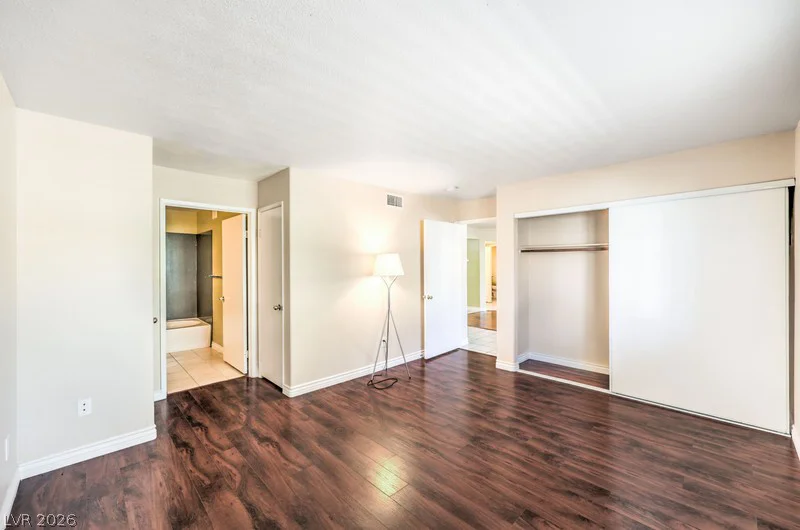 9070 Spring Mountain, Las Vegas, NV 89117