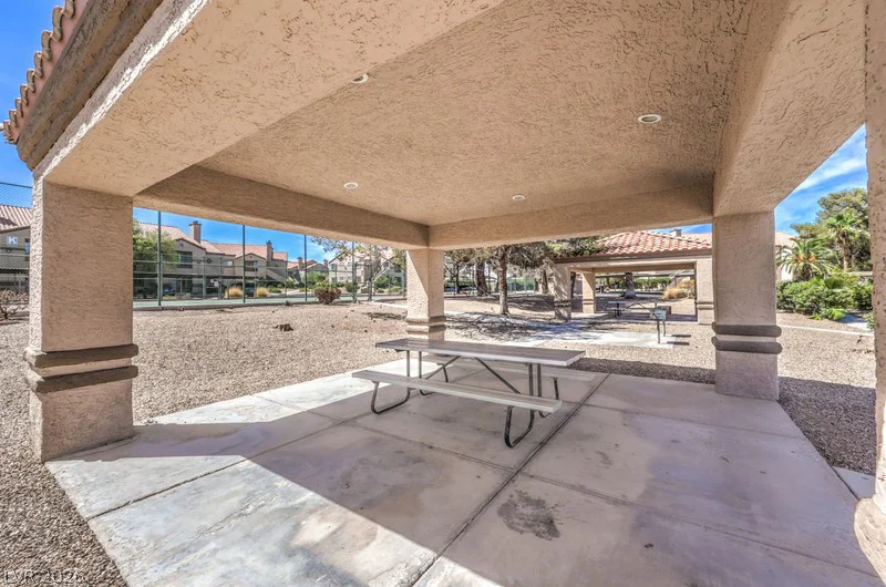 9070 Spring Mountain, Las Vegas, NV 89117