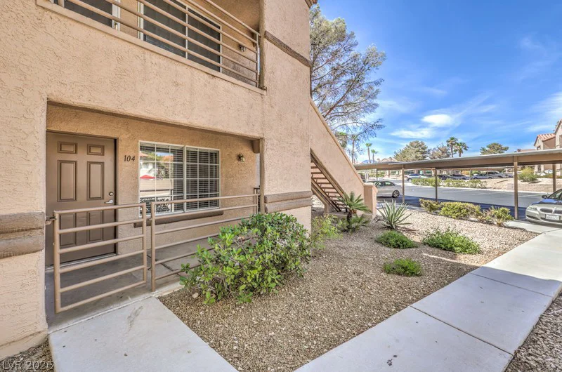 9070 Spring Mountain, Las Vegas, NV 89117