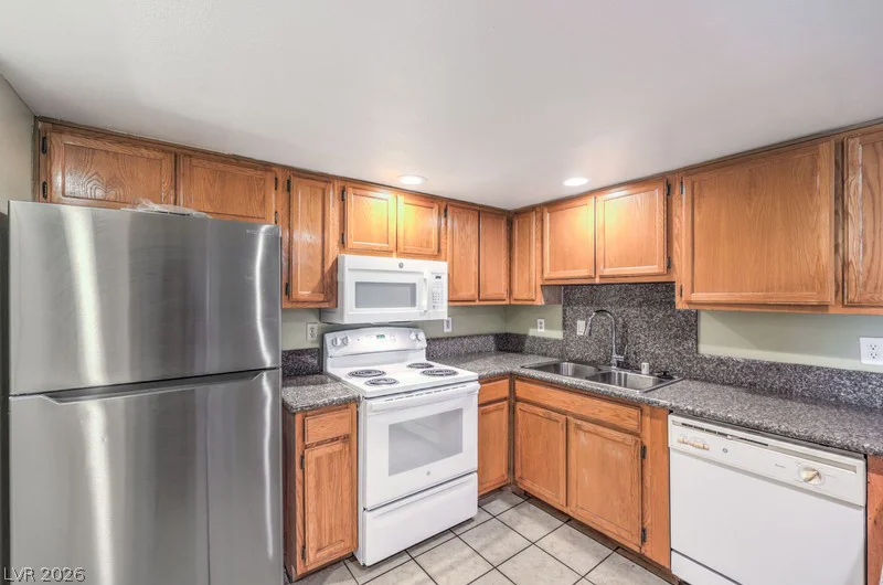 9070 Spring Mountain, Las Vegas, NV 89117
