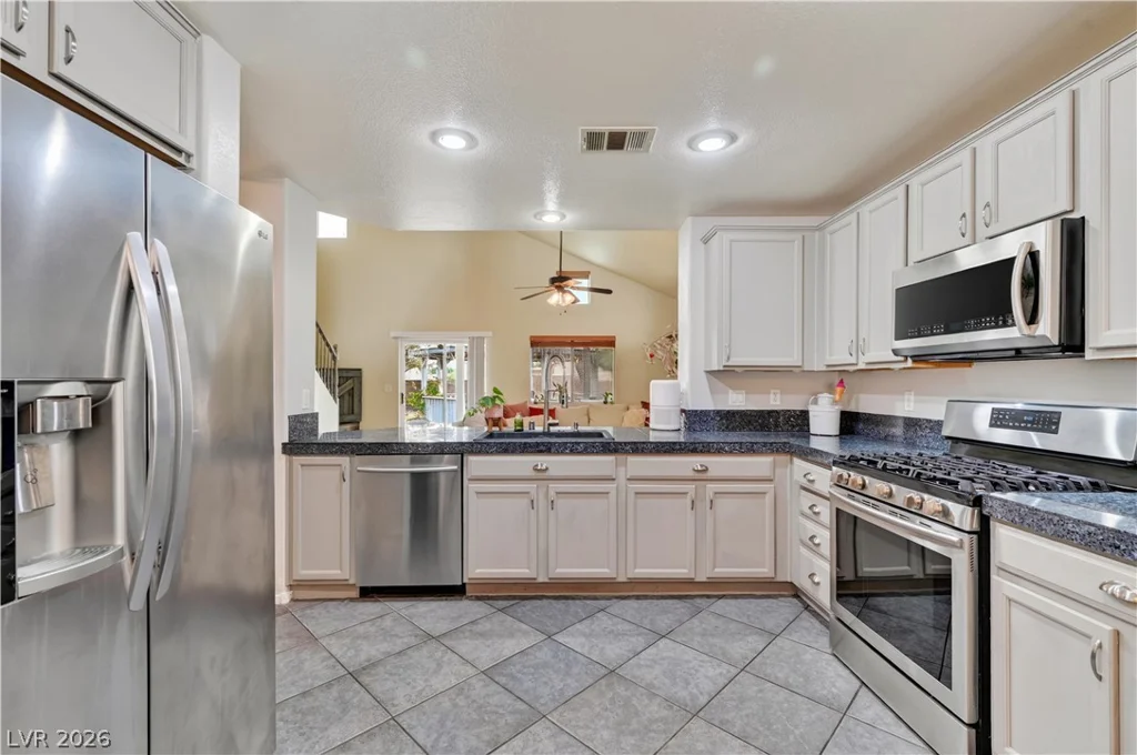 5925 Willis, North Las Vegas, NV 89031