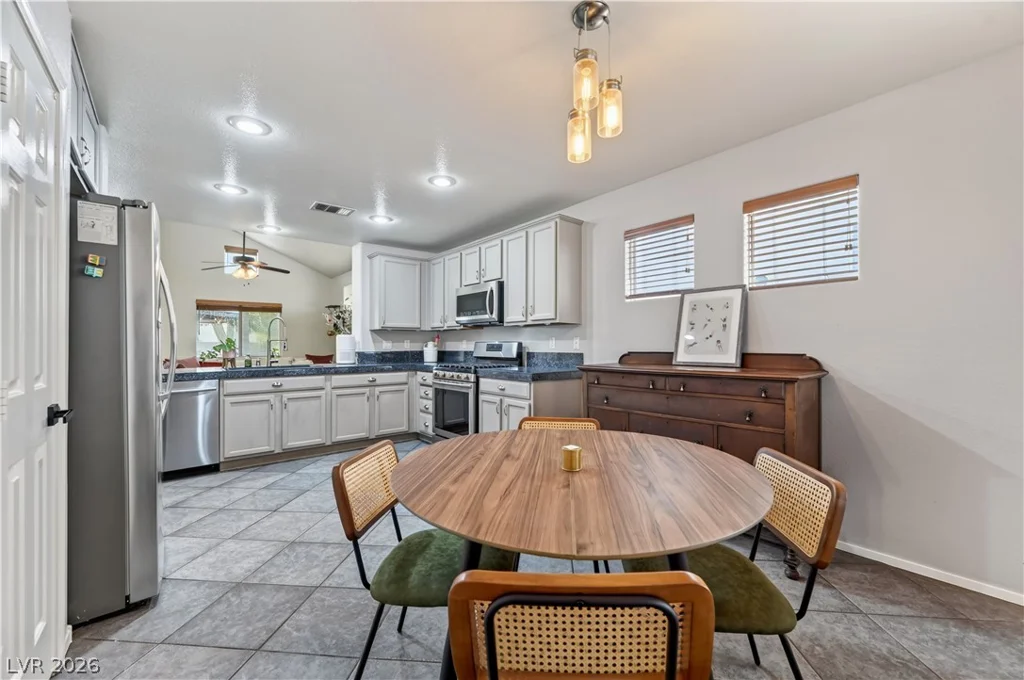 5925 Willis, North Las Vegas, NV 89031