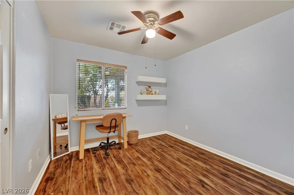 5925 Willis, North Las Vegas, NV 89031
