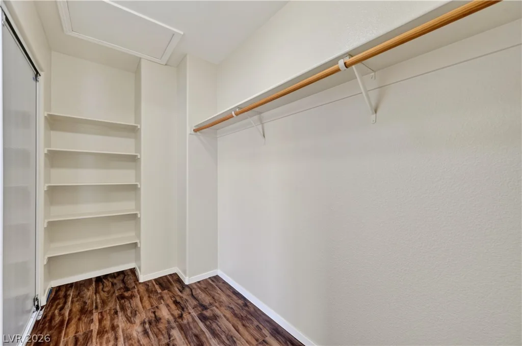 5925 Willis, North Las Vegas, NV 89031
