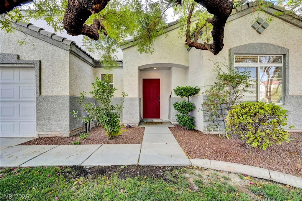 5925 Willis, North Las Vegas, NV 89031