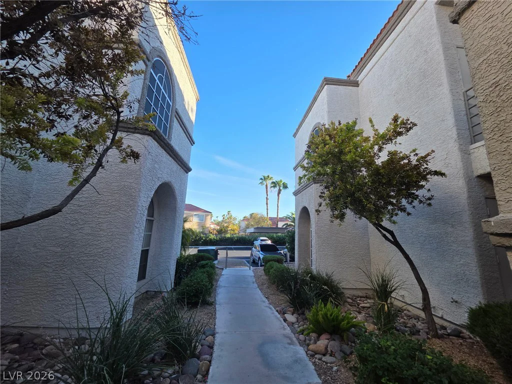 3150 Soft Breezes, Las Vegas, NV 89128