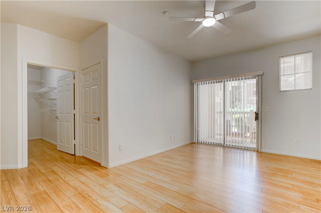 5855 Valley, North Las Vegas, NV 89031