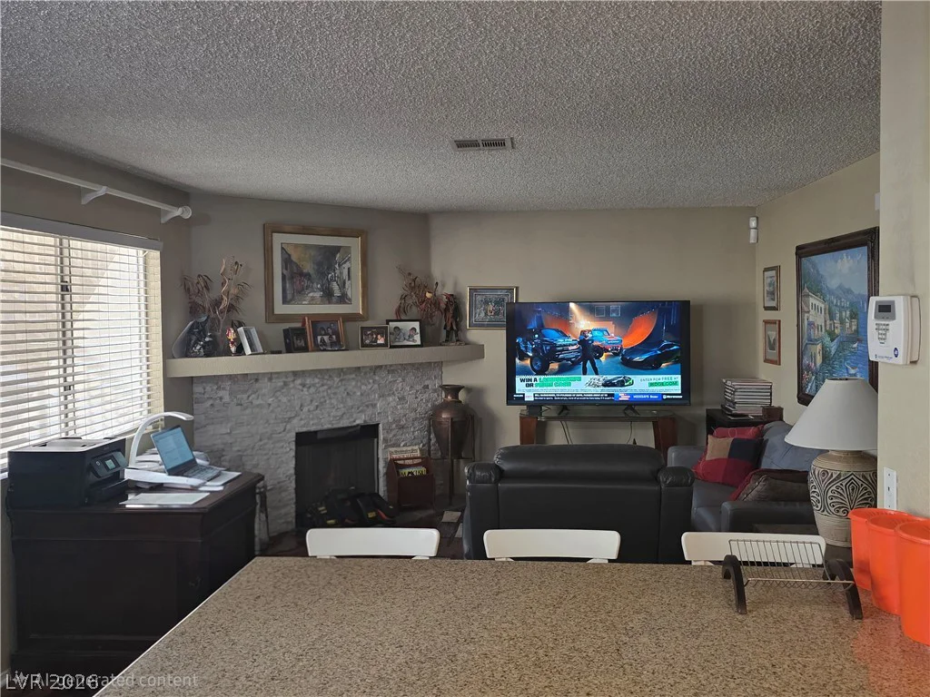 932 Boulder Mesa, Las Vegas, NV 89128