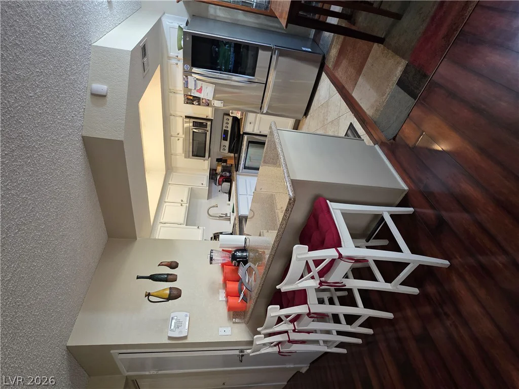 932 Boulder Mesa, Las Vegas, NV 89128
