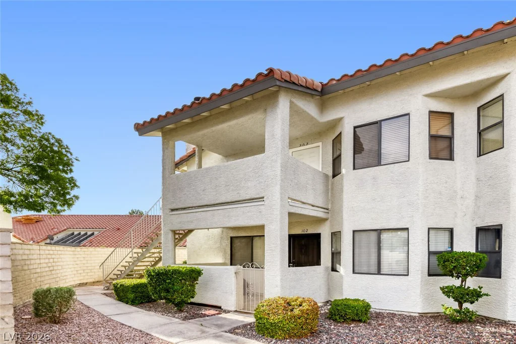 2720 Beaver Creek, Las Vegas, NV 89117