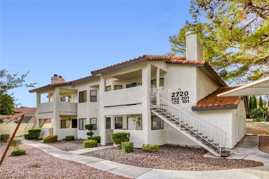 2720 Beaver Creek, Las Vegas, NV 89117