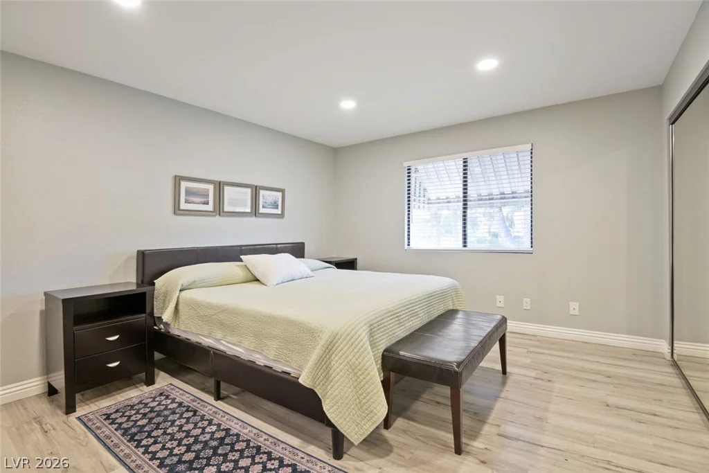 2720 Beaver Creek, Las Vegas, NV 89117
