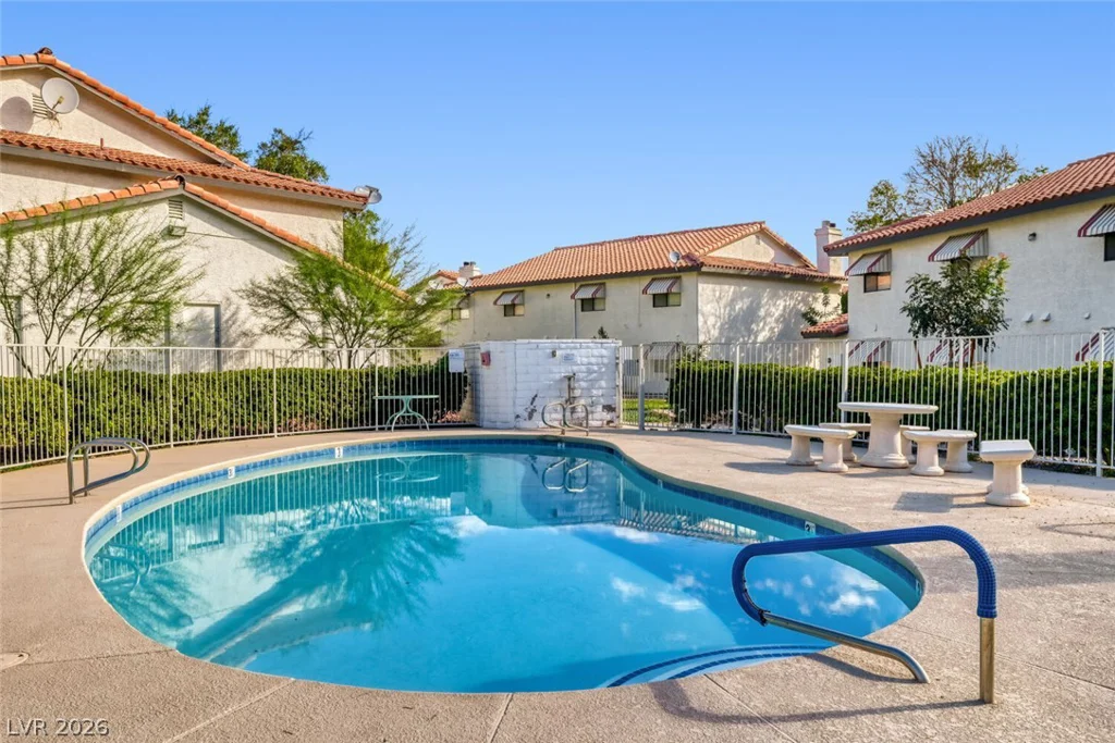 2720 Beaver Creek, Las Vegas, NV 89117