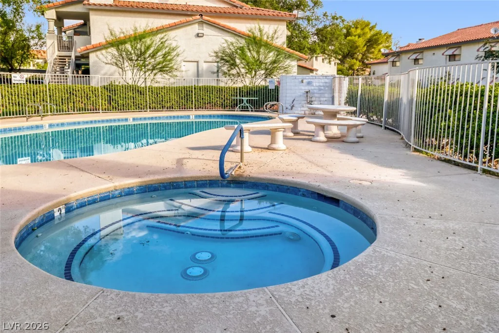 2720 Beaver Creek, Las Vegas, NV 89117